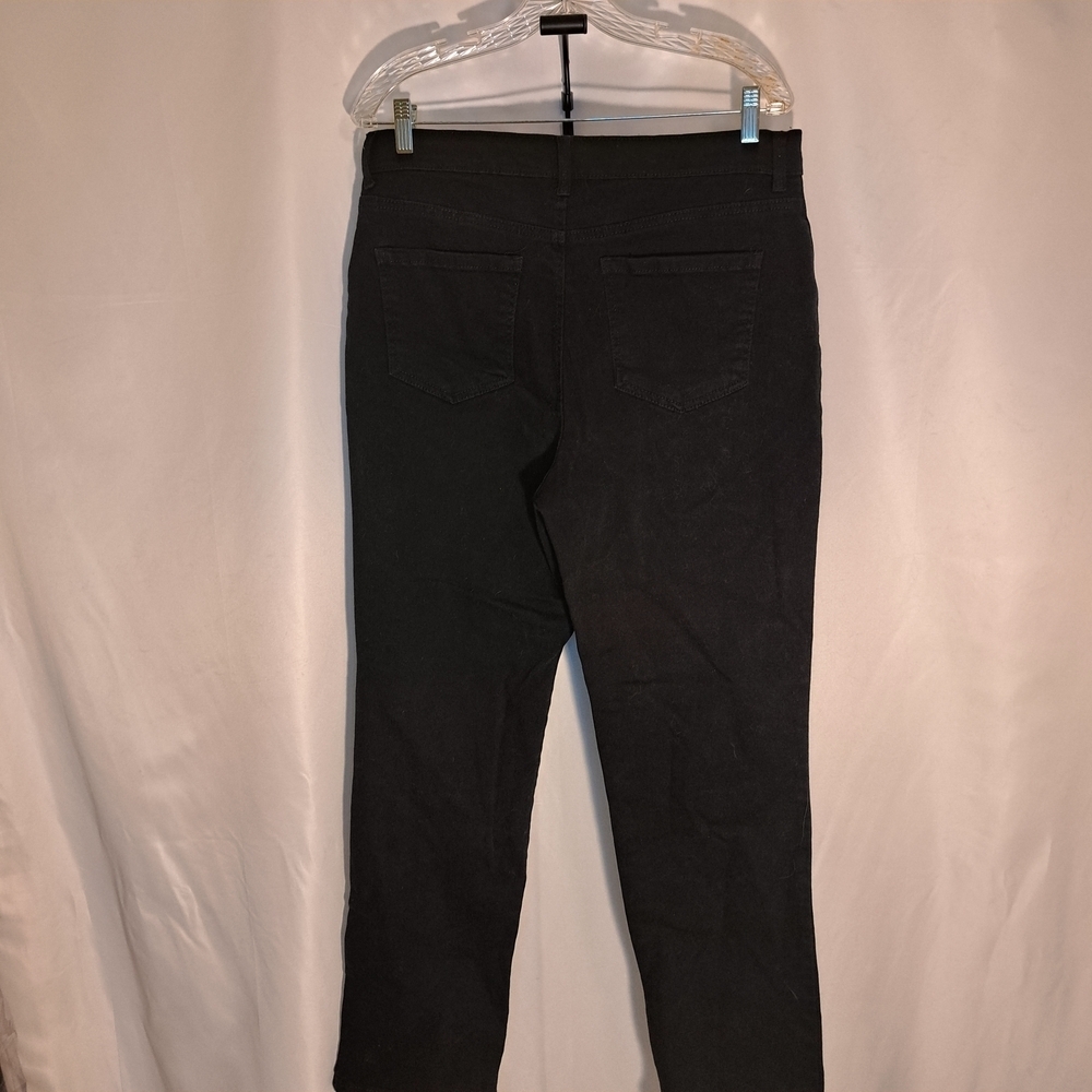 Gloria Vanderbilt Black Straight Leg Jeans #101